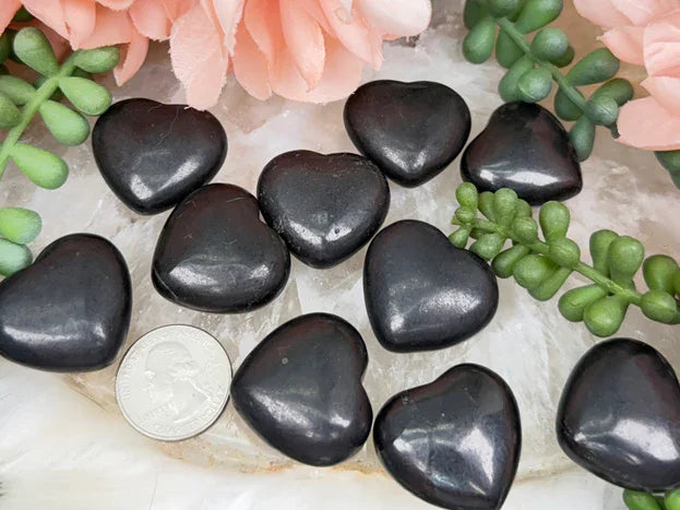 shungite-heart-crystals