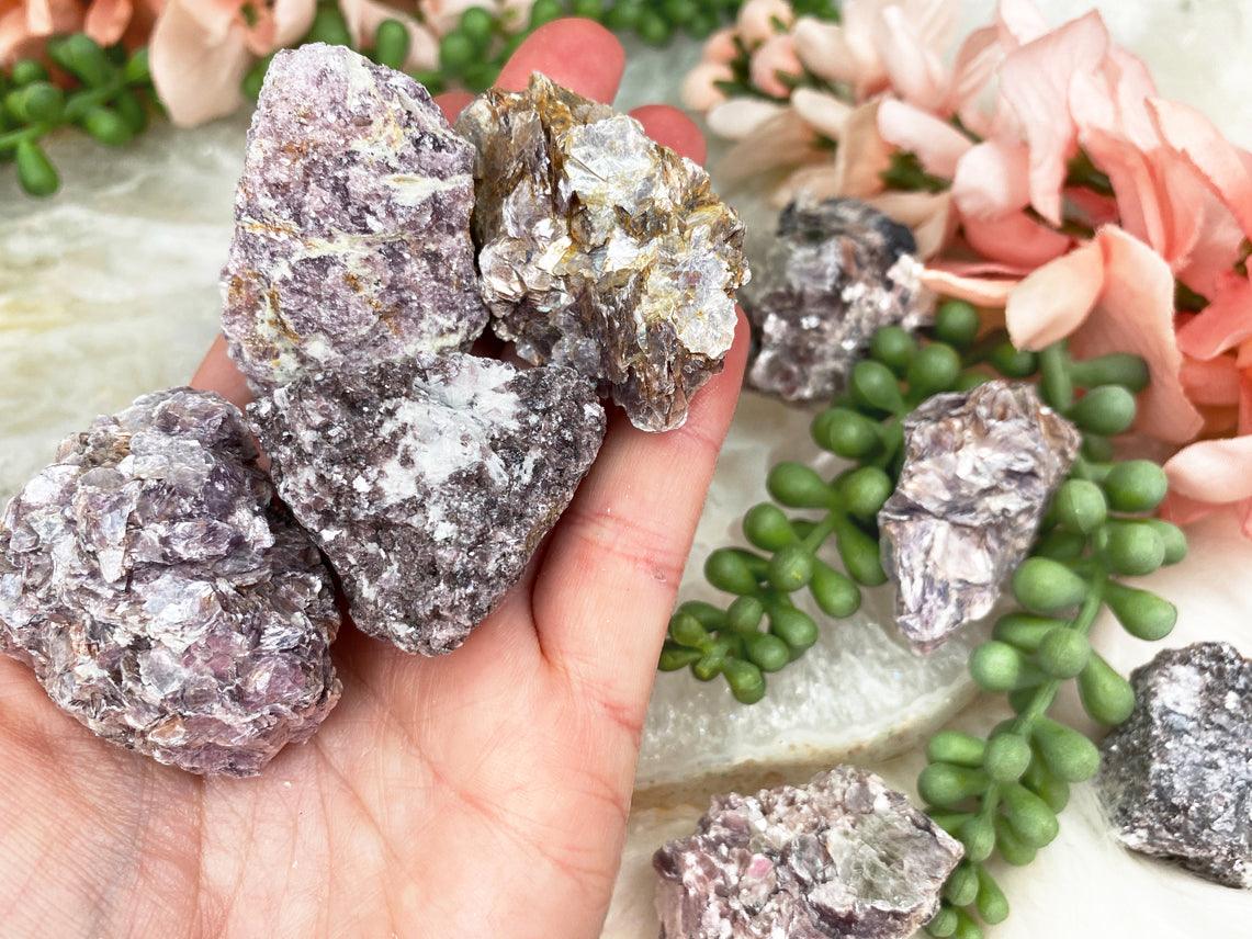 Lepidolite deals Chunk