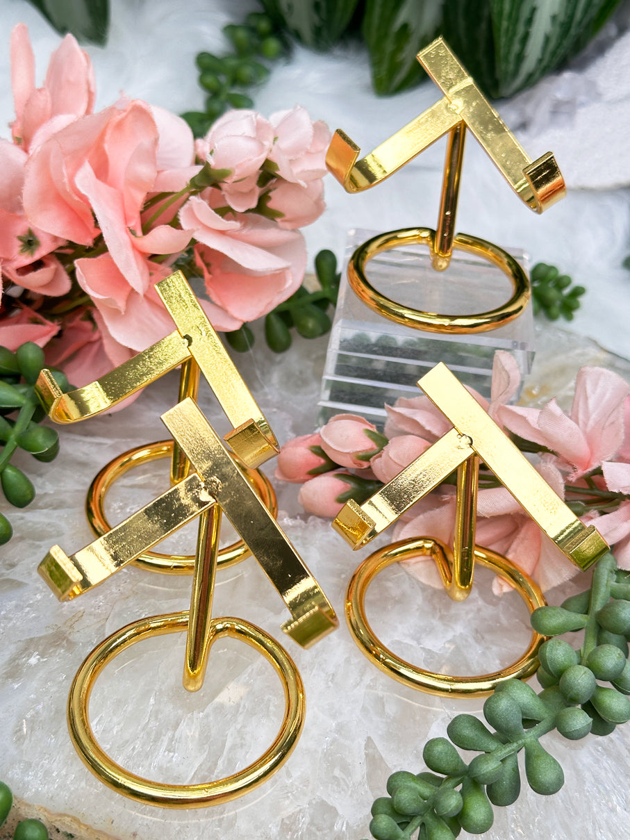 gold-crystal-heart-stand