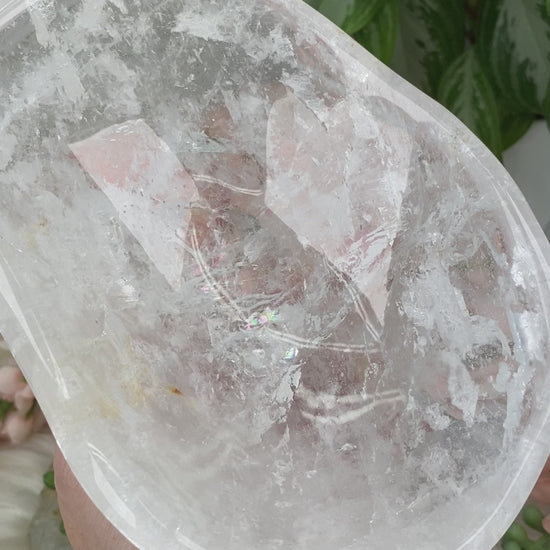 madagascar-quartz-crystal-bowl