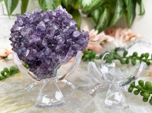 Clear-Plastic-Stand-for-Raw-Crystals