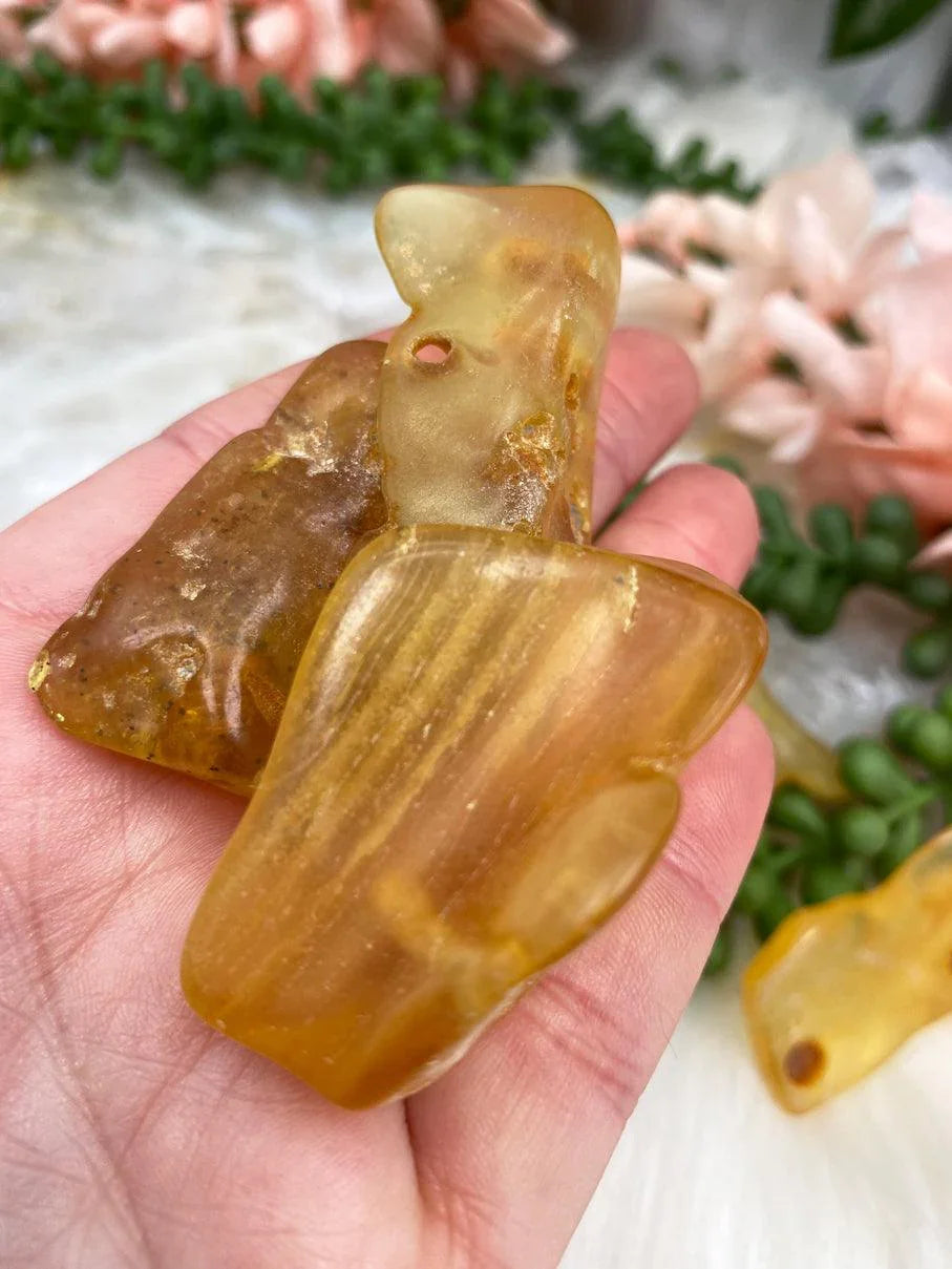 Polished-Amber-from-Colombia