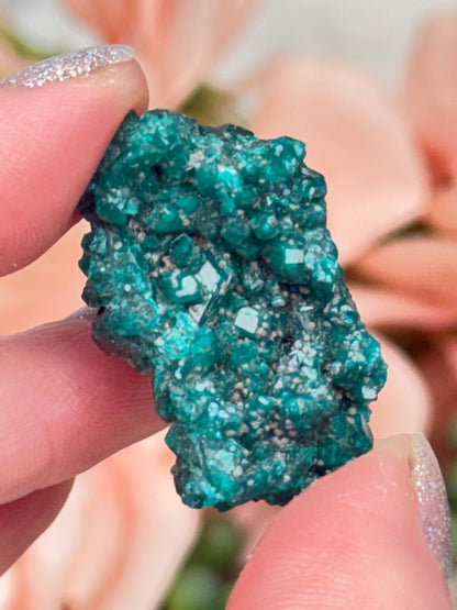 dioptase-crystal-cluster