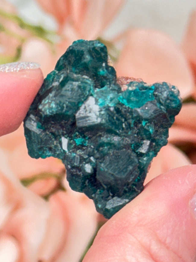 dioptase-crystal-cluster
