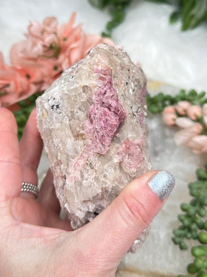pink-tourmaline-in-quartz-mica