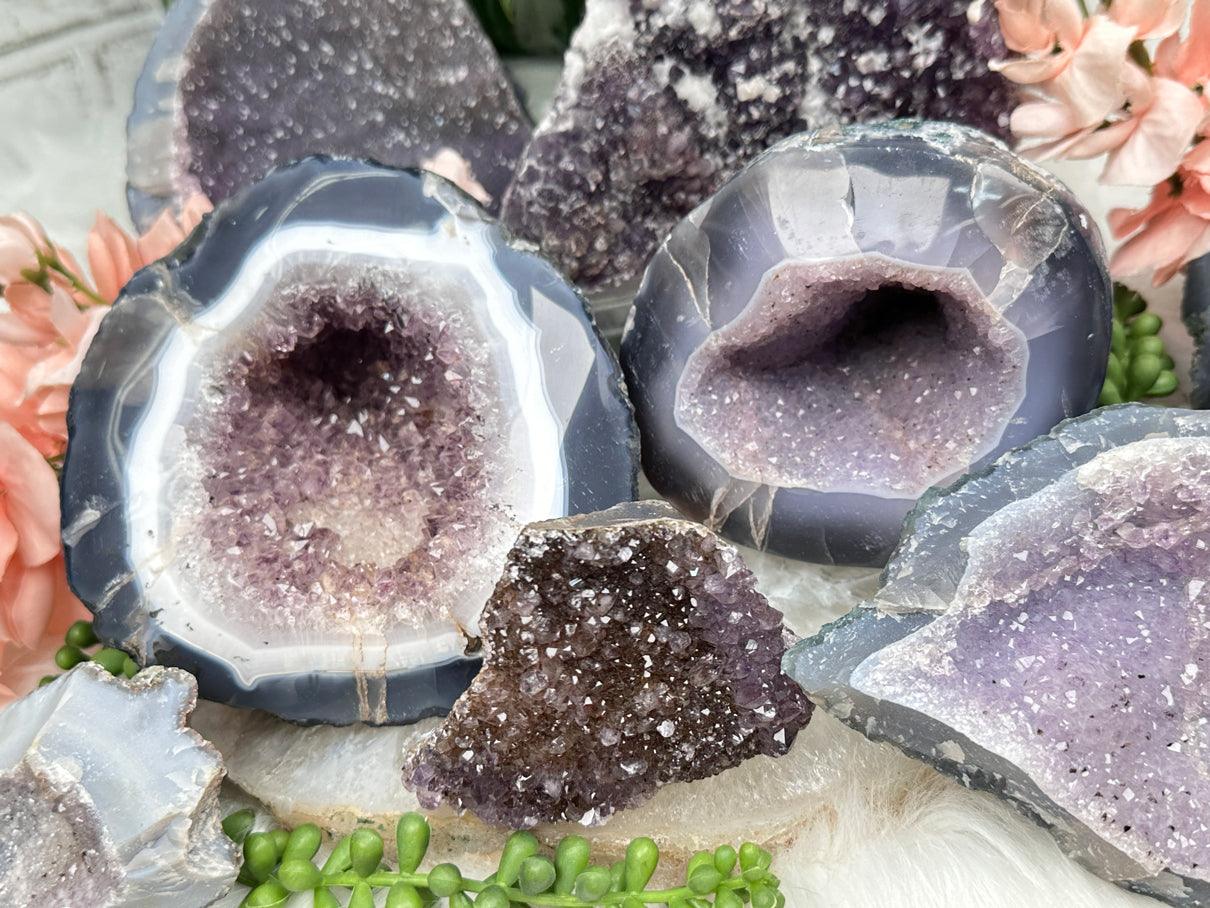 white-chalcedony-on-amethyst-clusters