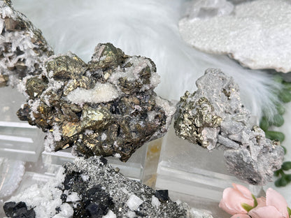 unique-crystal-cluster-specimens-from-peru