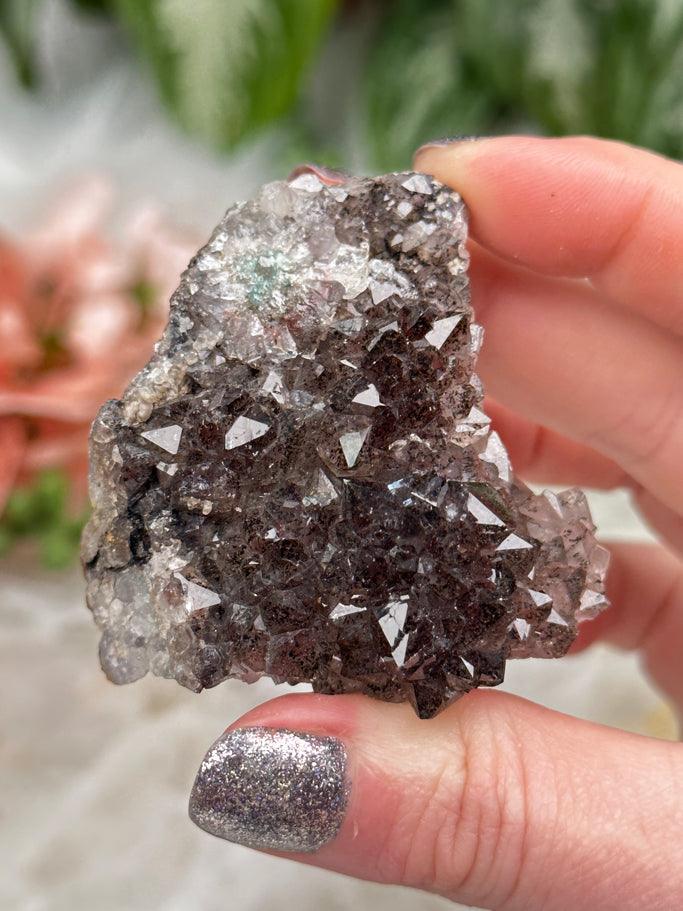 Dark Goethite Quartz Clusters