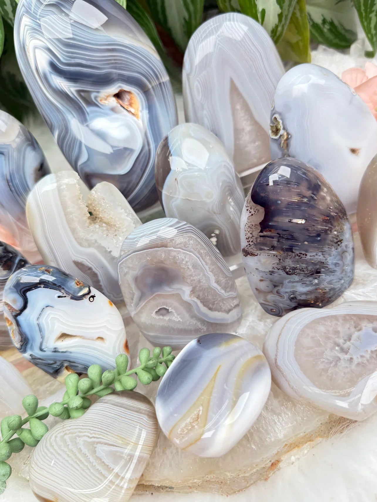 Madagascar Agate Carvings