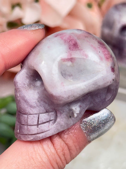 lepidolite-skull