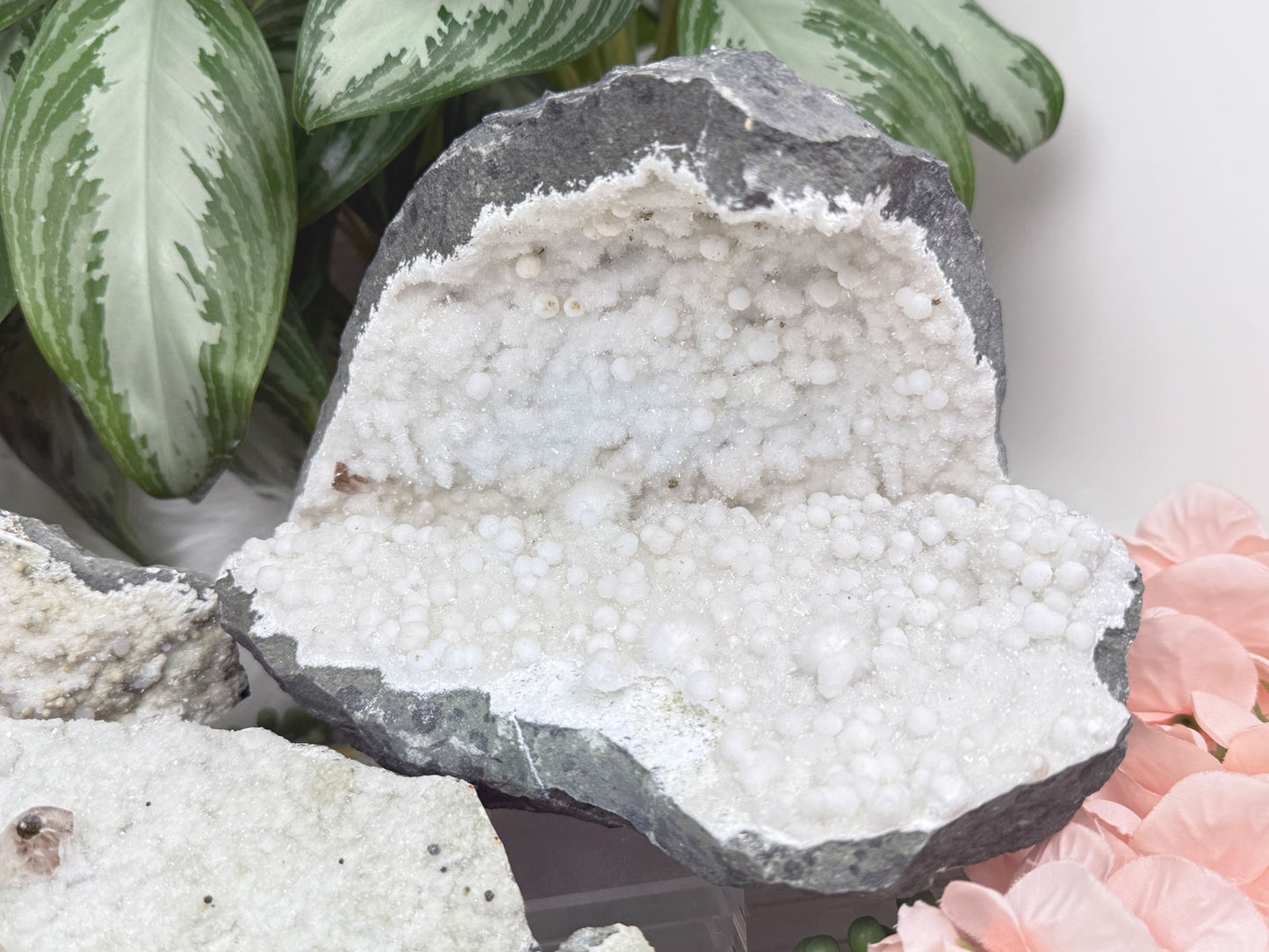 Okenite, Gyrolite & Chalcedony