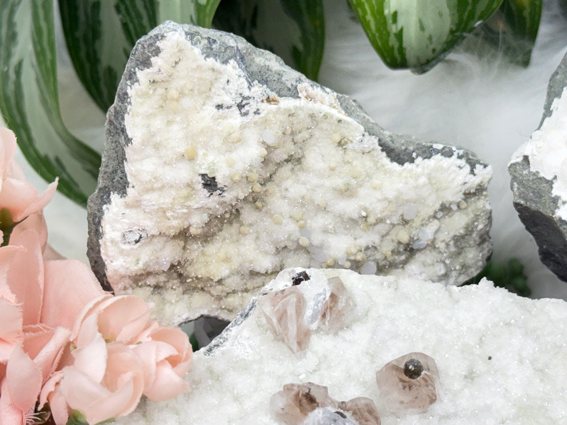 Okenite, Gyrolite & Chalcedony