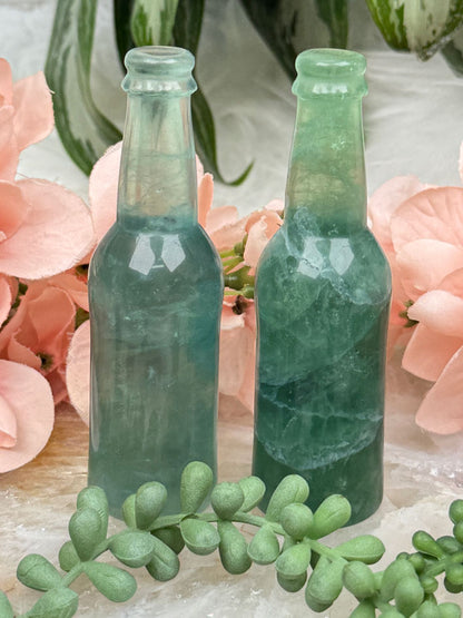uv-reactive-fluorite-bottles