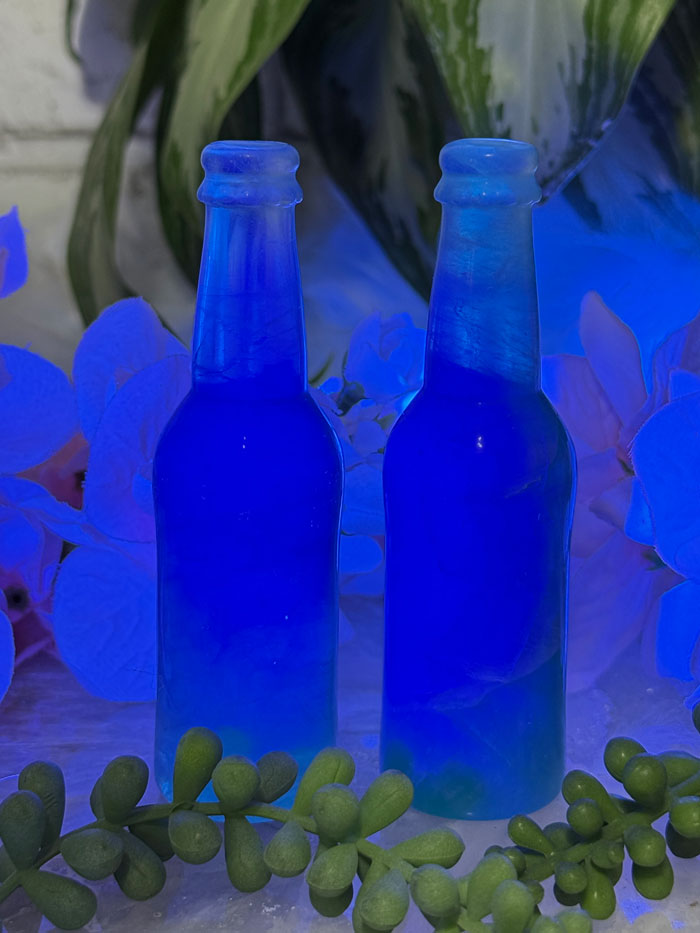 uv-reactive-fluorite-bottles