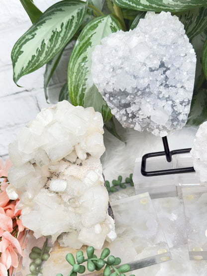 Apophyllite Displays