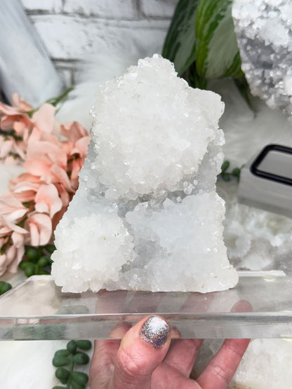 Apophyllite Displays