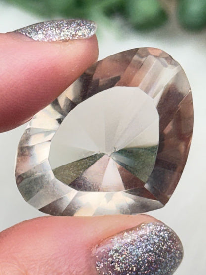 Citrine Faceted Gems