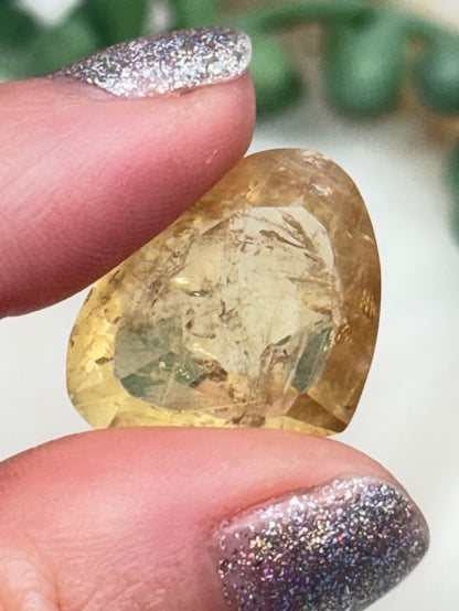 Citrine Faceted Gems