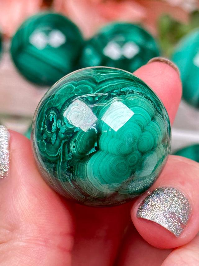 malachite-sphere-crystal