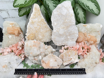 Apophyllite Stilbite Mixes