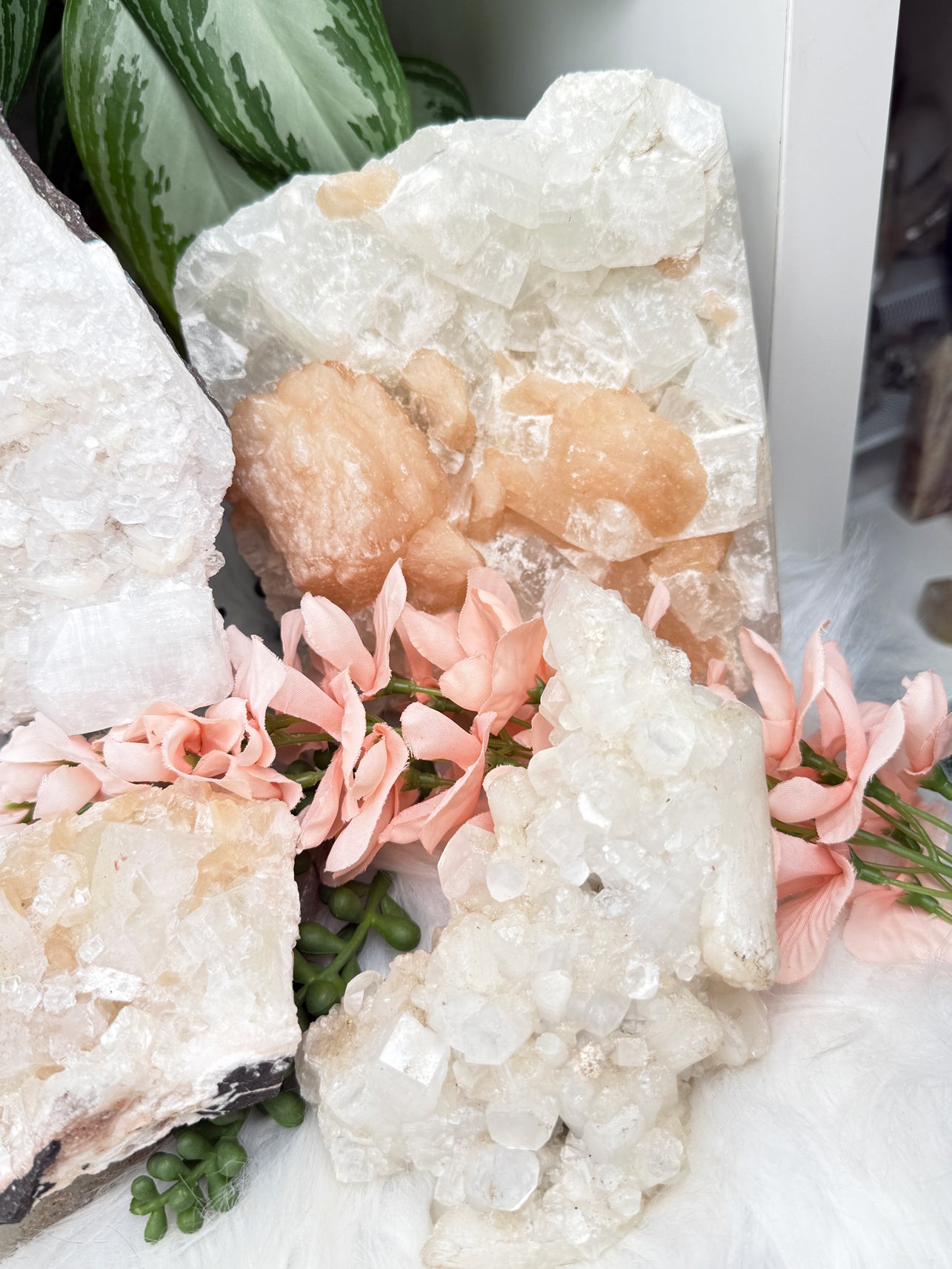 Apophyllite Stilbite Mixes