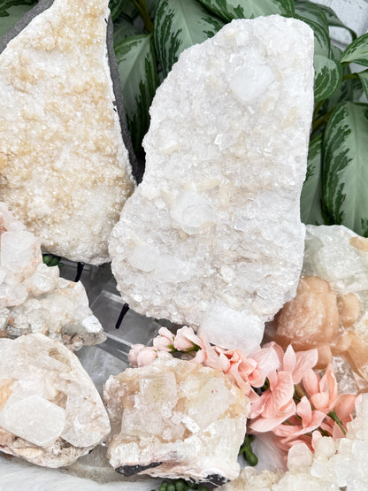 Apophyllite Stilbite Mixes