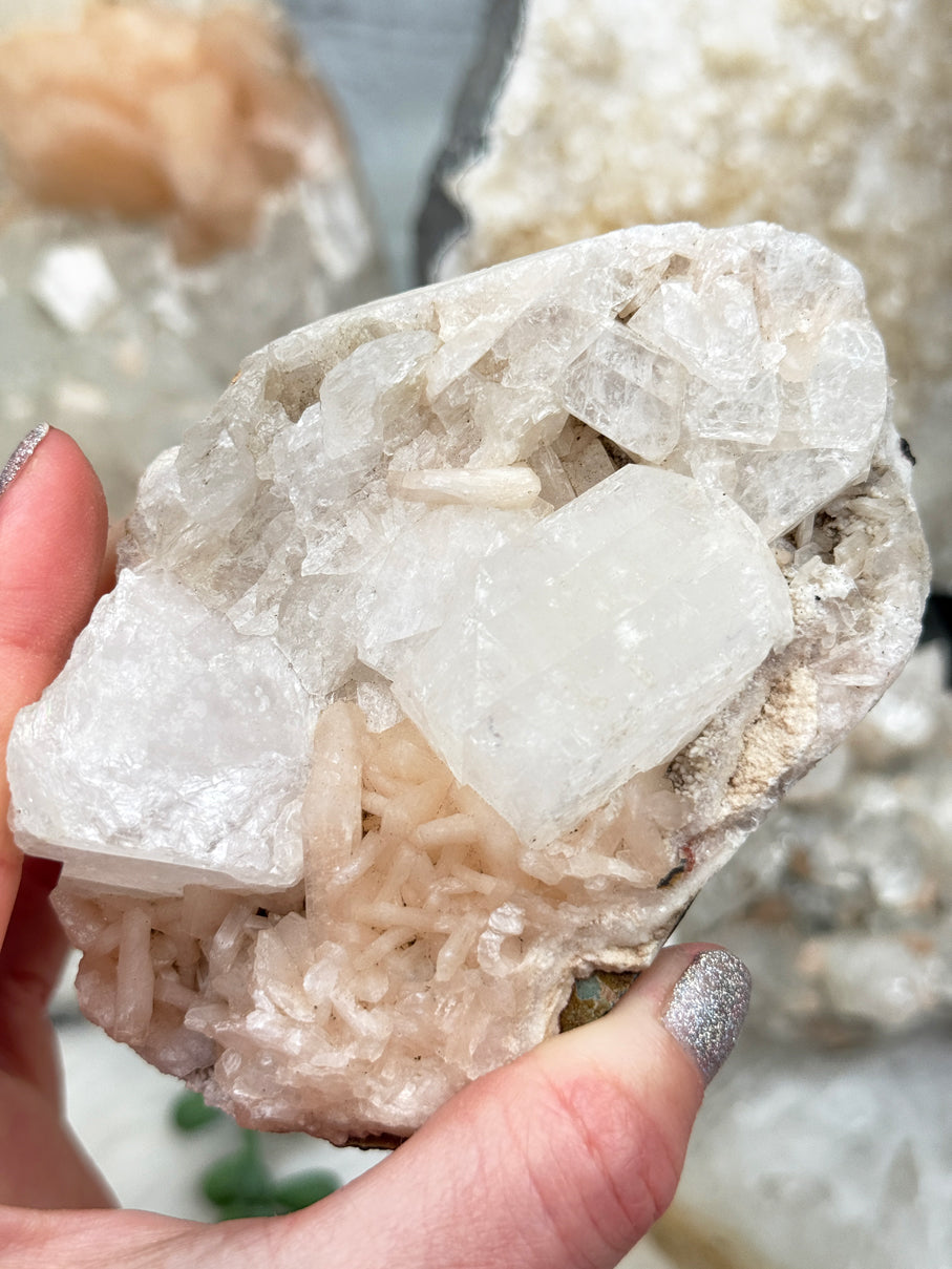 Apophyllite Stilbite Mixes