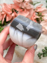 Load image into Gallery: Contempo Crystals -    striped-agate-skull-crystal - Image 13