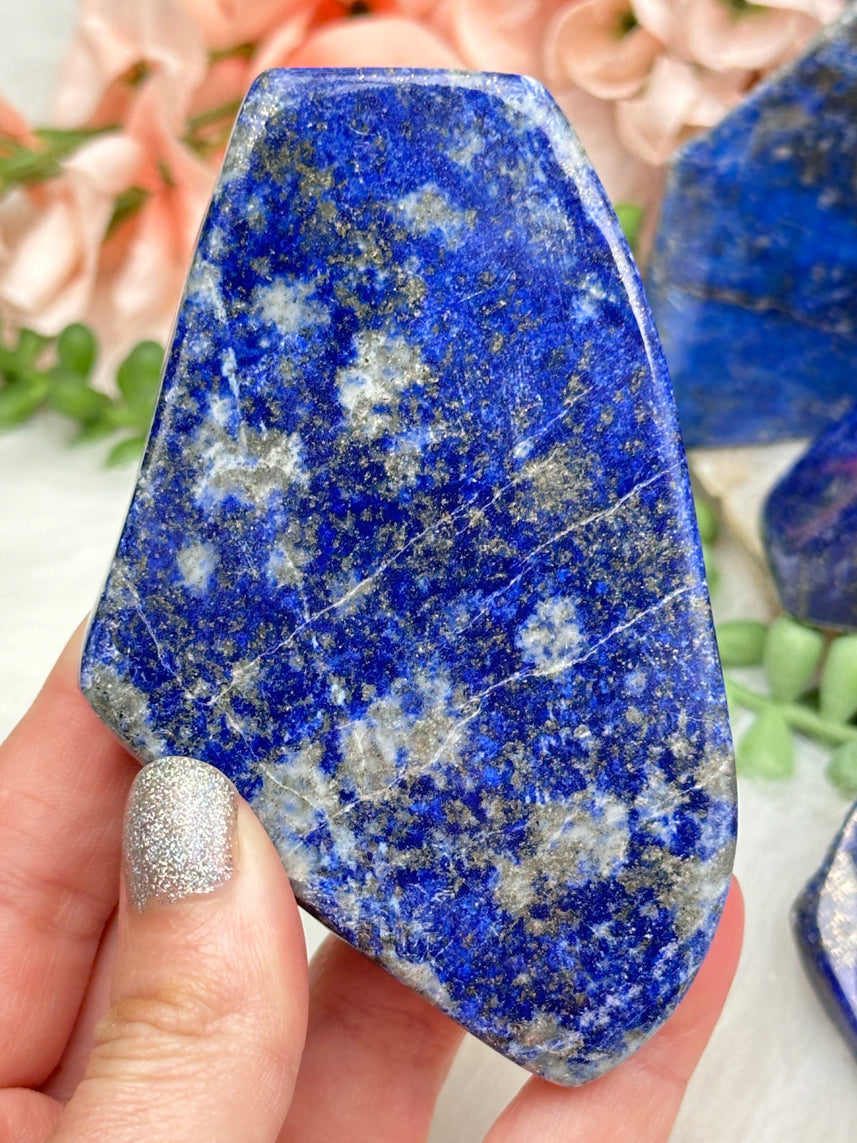 vibrant-blue-lapis-stone-semi-polish