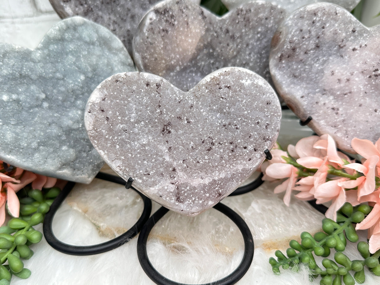 colorful-gray-quartz-cluster-heart-crystals