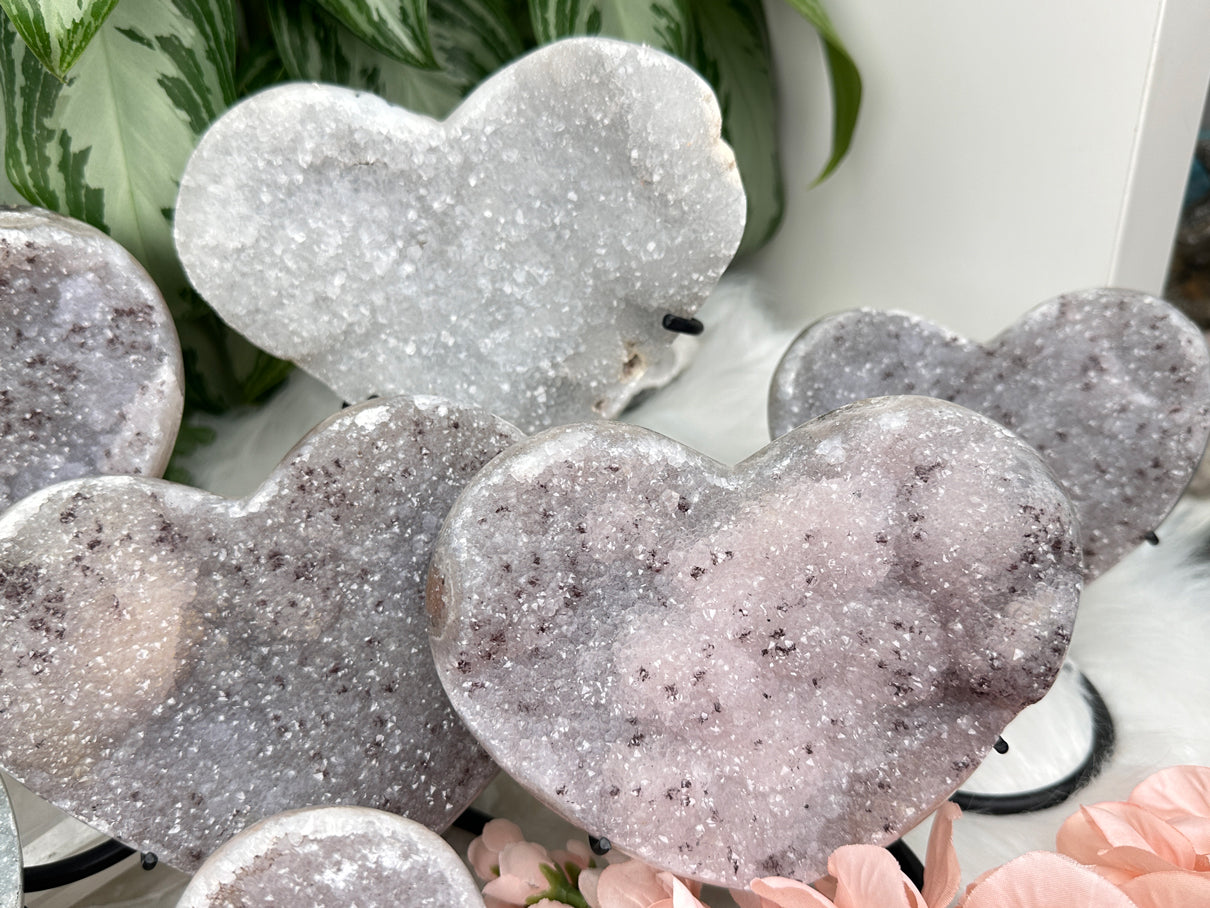 colorful-gray-quartz-cluster-heart-crystals