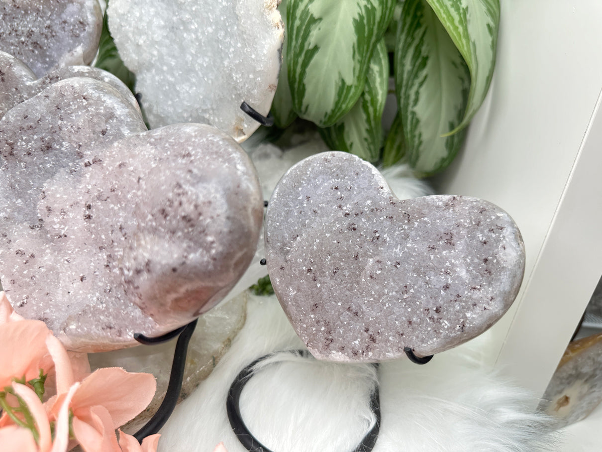 colorful-gray-quartz-cluster-heart-crystals