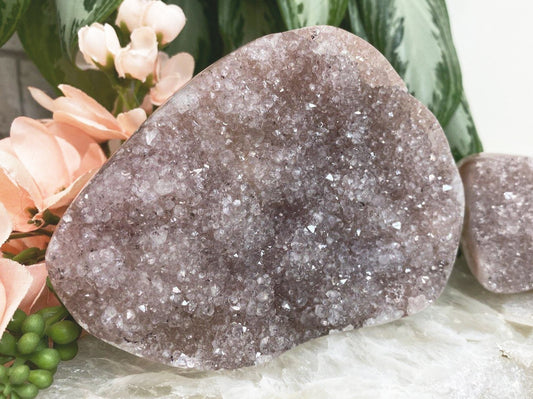 Pink-Clear-Quartz-Crystal-Clusters-with-Spakrle