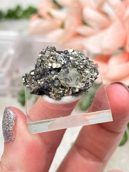 Yaogangxian-Mine-fluorite-pyrite