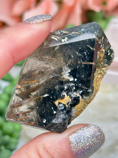 Black Brookite in Quartz