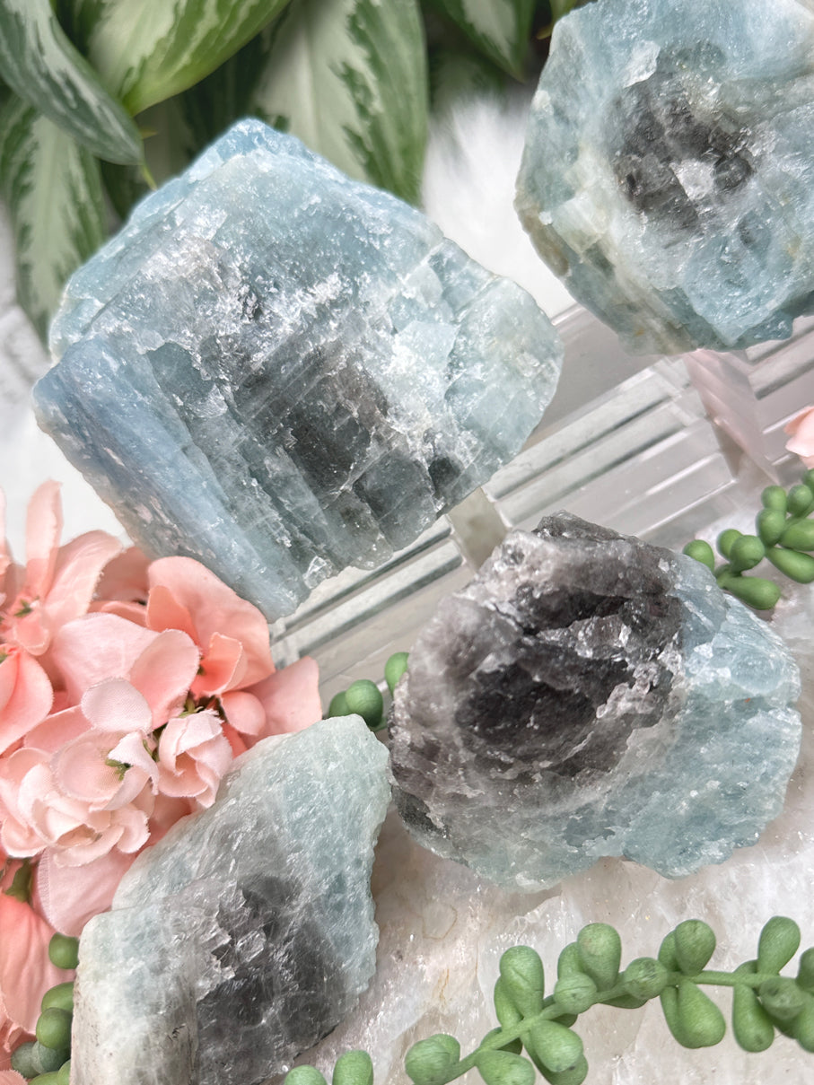 blue-black-aquamarine-from-brazil