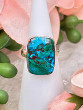 Load image into Gallery: Contempo Crystals - chrysocolla in malachite ring - Image 4