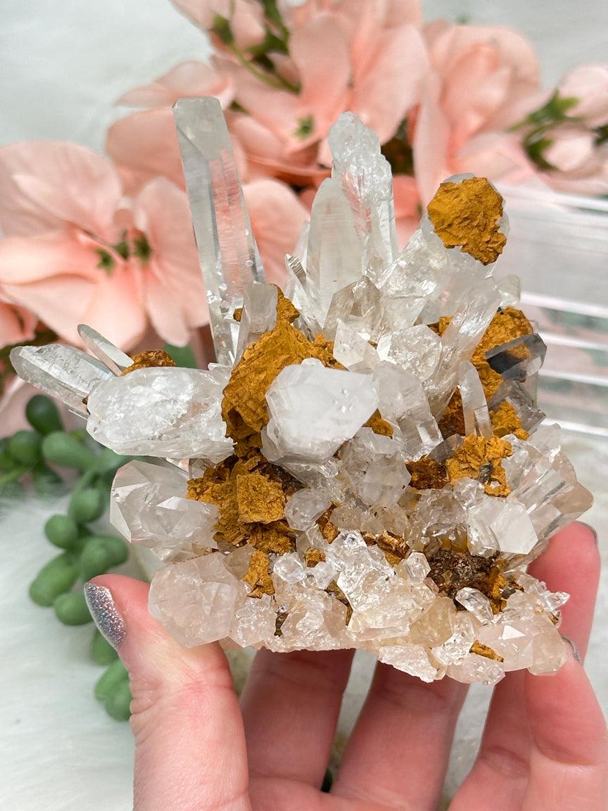 colombian-quartz-with-orange-limeonite