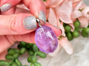 faceted-purple-amethyst-pendant