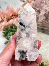 Load image into Gallery: Contempo Crystals - gray-flower-agate-point - Image 19