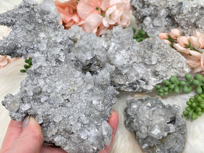 gray-linwood-calcite-clusters