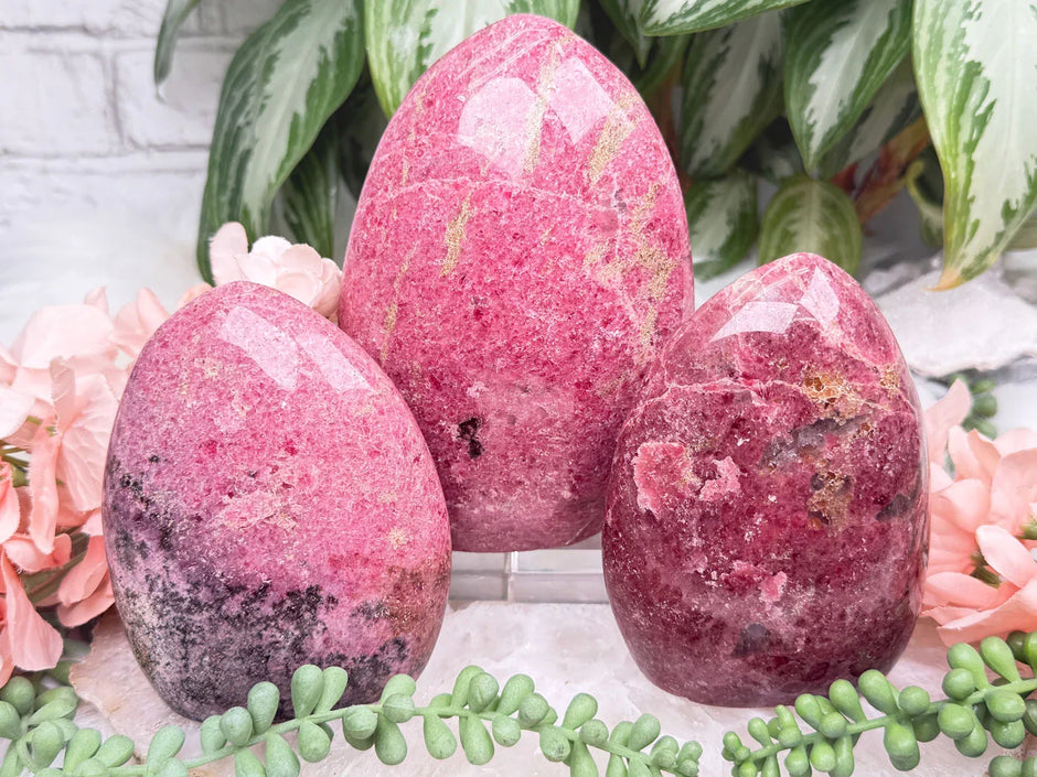 Shop Rhodonite Crystal & Learn The Rhodonite Meaning – Contempo Crystals