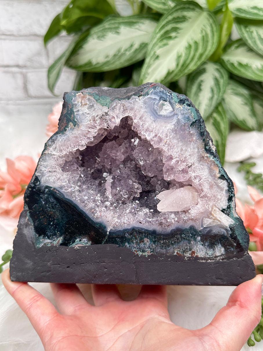 lavender-amethyst-calcite-cathedral-geode