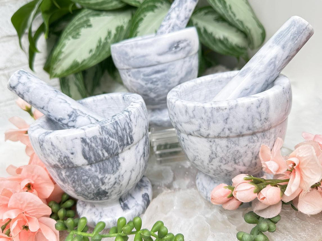 https://contempocrystals.com/cdn/shop/files/marble-mortar-and-pestle_1080x.jpg?v=1703720540