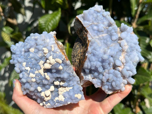    peruvian-blue-chalcedony-clusters