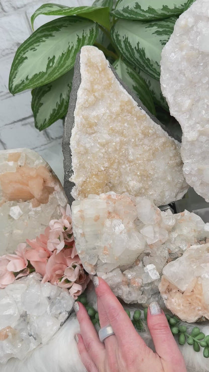 Apophyllite Stilbite Mixes