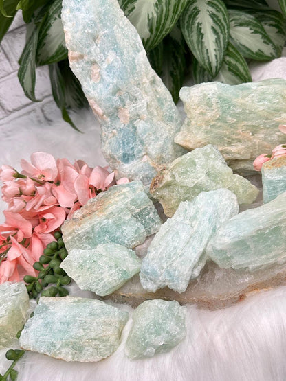 raw-aquamarine-crystals