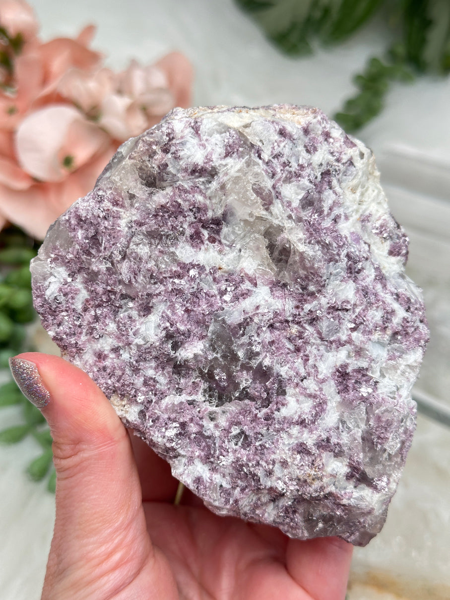 raw-purple-lepidolite-with-white-albite