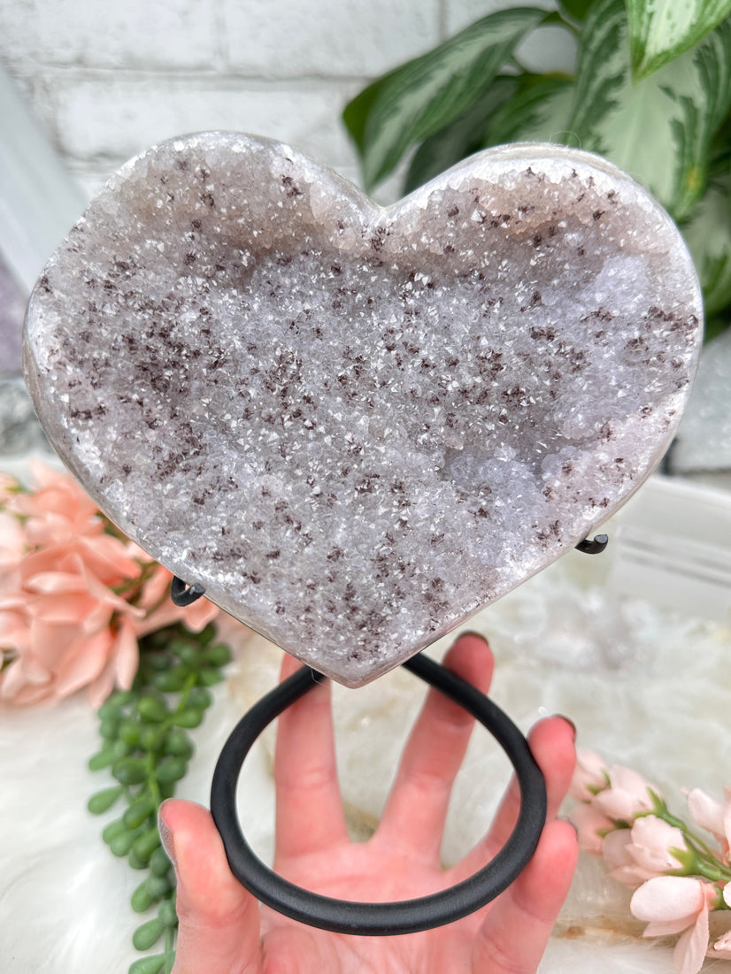 raw-quartz-with-hematite-crystal-heart