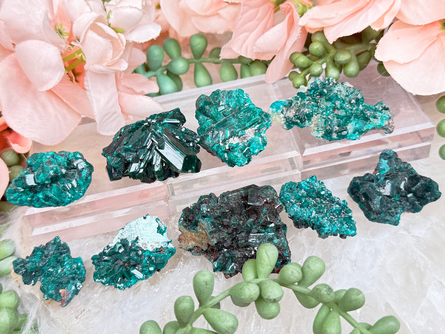 small-dioptase-crystals-from-namibia